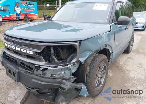 2021 Ford Bronco Sport Big Bend z USA, uszkodzony, nr VIN 3FMCR9B67MRB34031